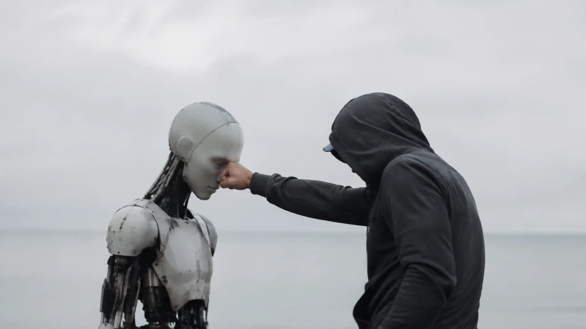 「AI 将遭遇暴力」：一篇阴郁的预言